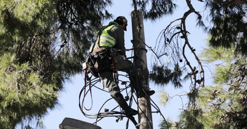 Ο Δήμος Πεντέλης κάνει πράξη την υπογειοποίηση των καλωδίων μεταφοράς ρεύματος