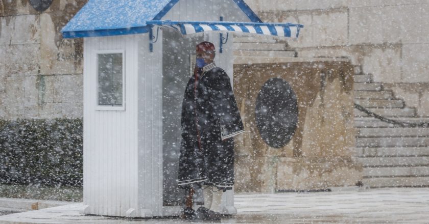 Καιρός: Τα νέα δεδομένα για τα κύματα ψύχους που έρχονται