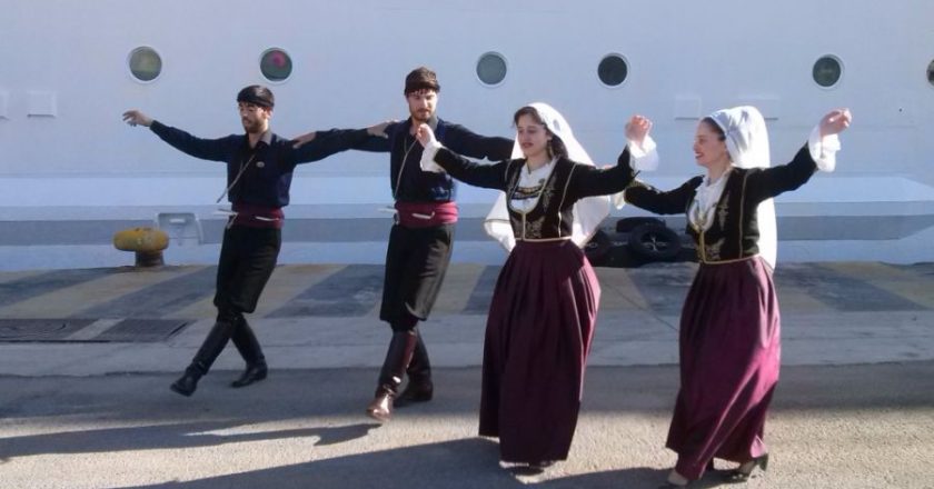 Ανοιχτό σεμινάριο Κρητικών χορών από τον Σύλλογο Γυναικών Αγίου Στεφάνου