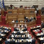 Βουλή: Κατατέθηκε το νομοσχέδιο για την αντιμετώπιση της βίας κατά των γυναικών