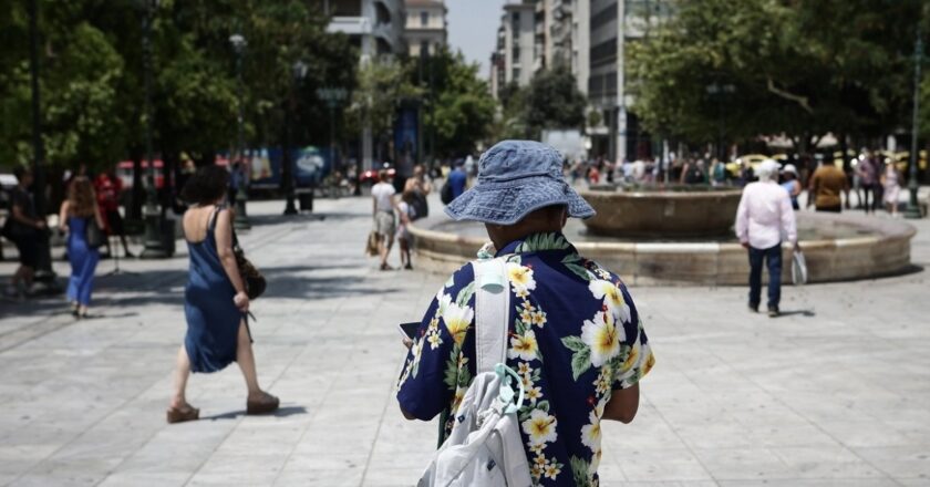 Πρωτοφανές κύμα καύσωνα σε όλη τη χώρα – Που θα φτάσει τους 45 η θερμοκρασία;